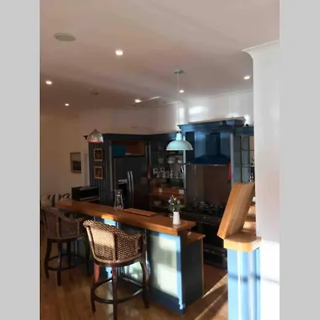 The Loft @ Bay * Clifden