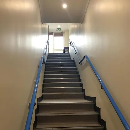 The Loft @ Bay شقة كليفدين