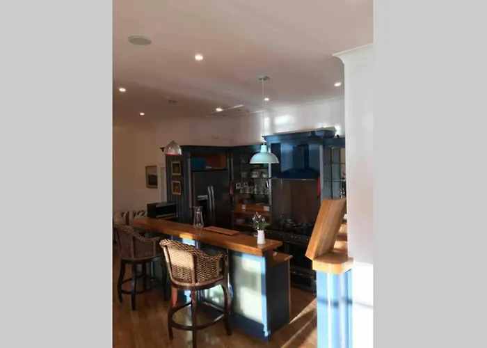 The Loft @ Bay * Clifden